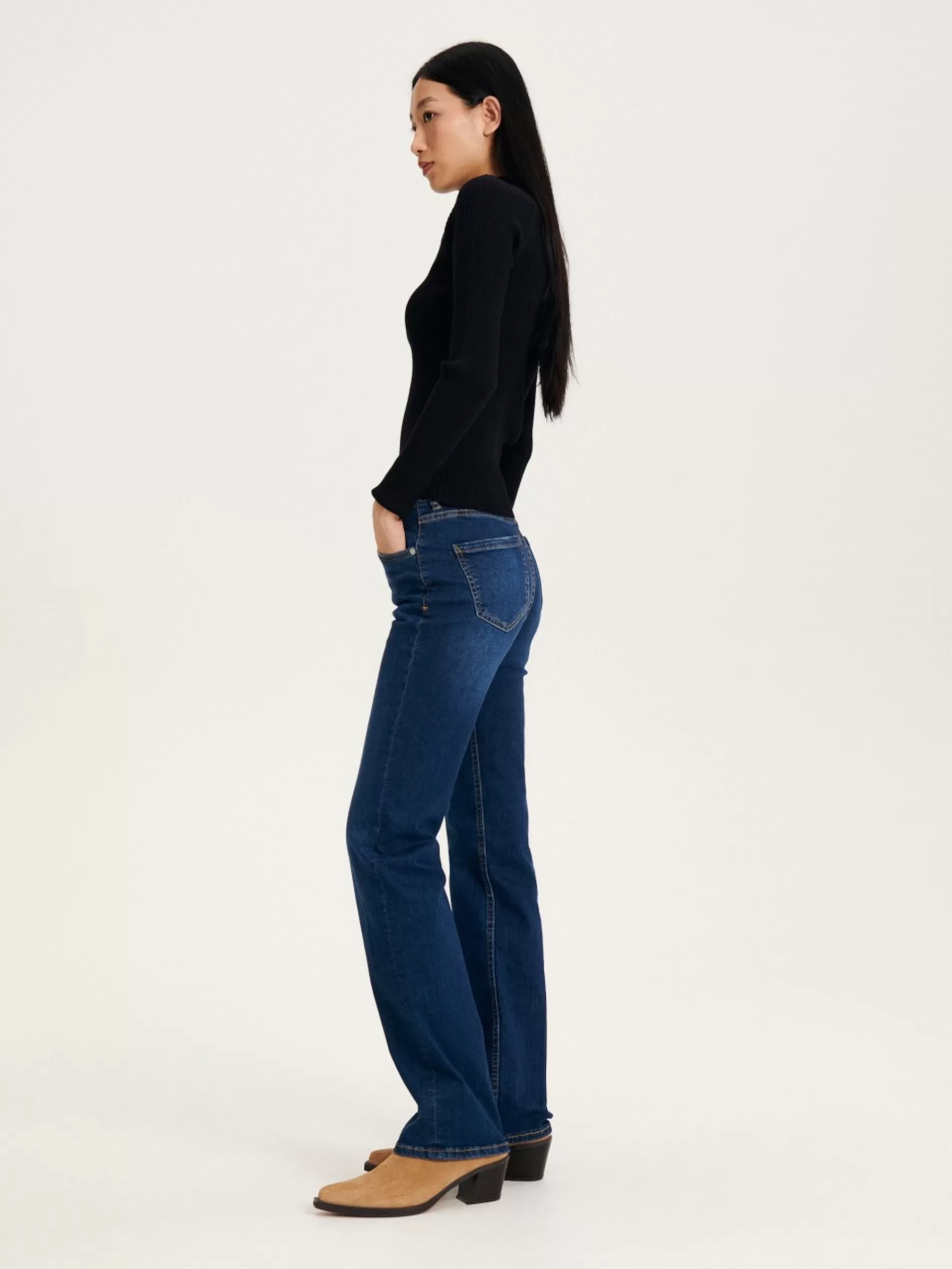 Jeansy Mid Rise^RESERVED Flash Sale