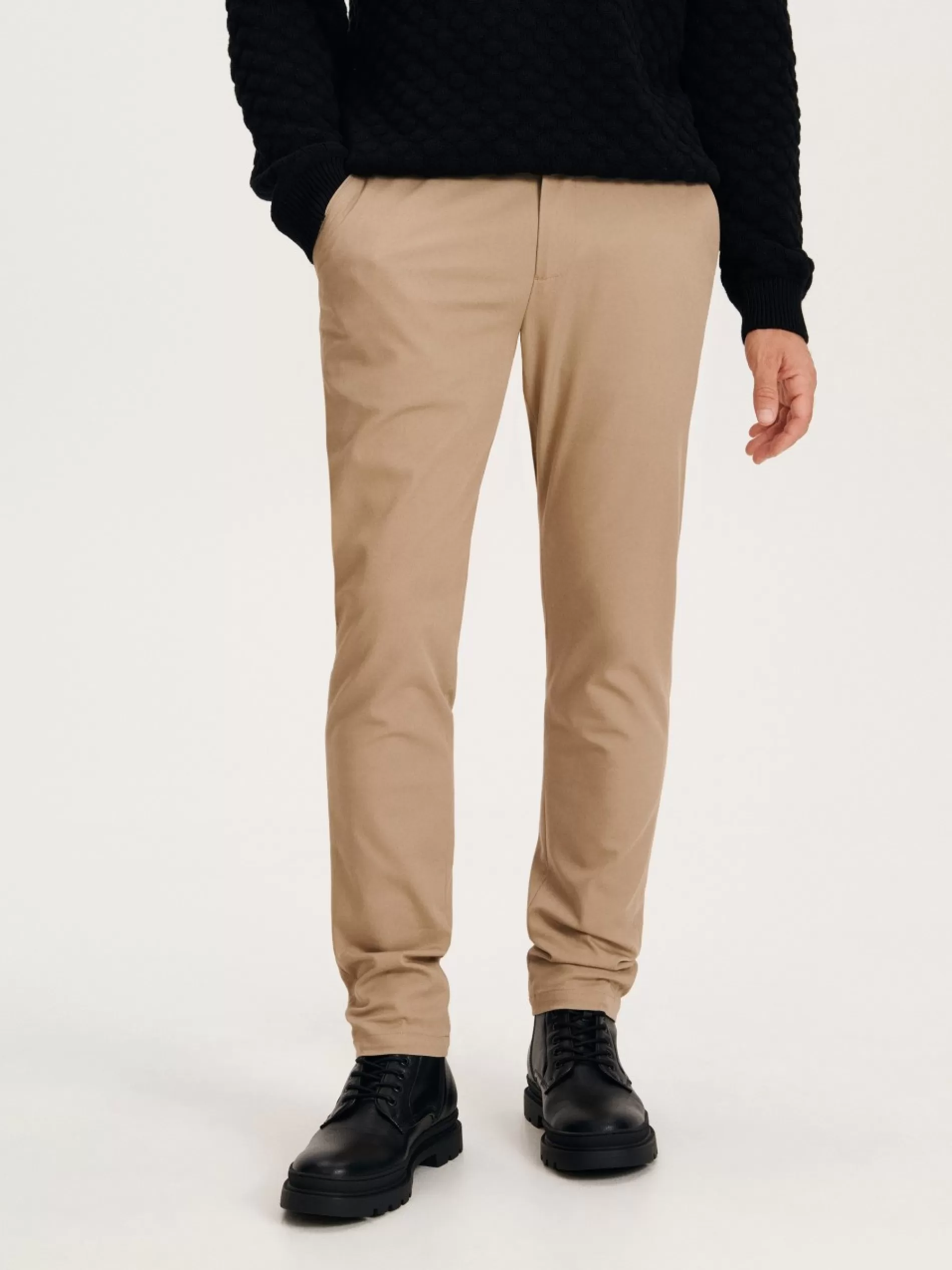 RESERVED Spodnie Chino Slim Hot