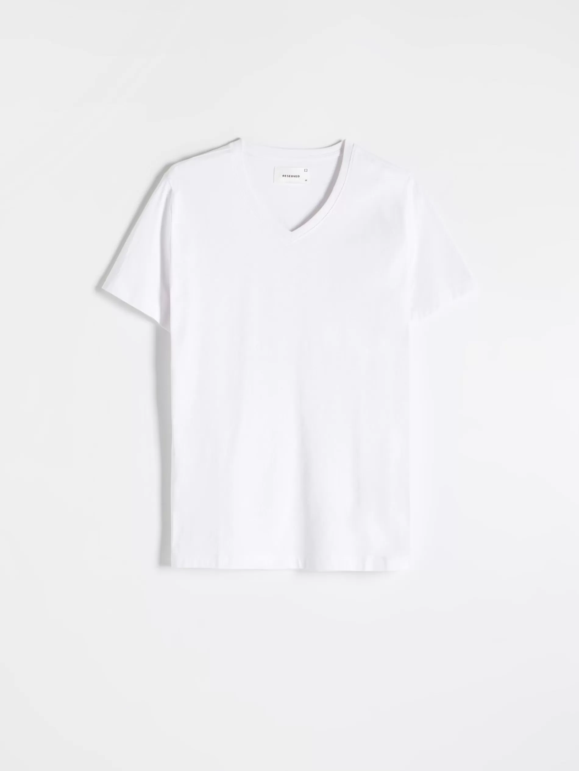 RESERVED T-Shirt Slim Z Dekoltem V Sale